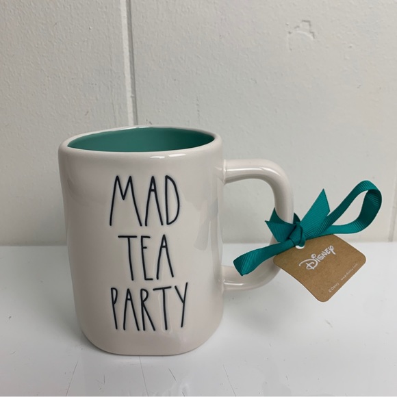 Rae Dunn Disney Alice In Wonderland Mad Tea Party Mug NWT - Picture 1 of 3